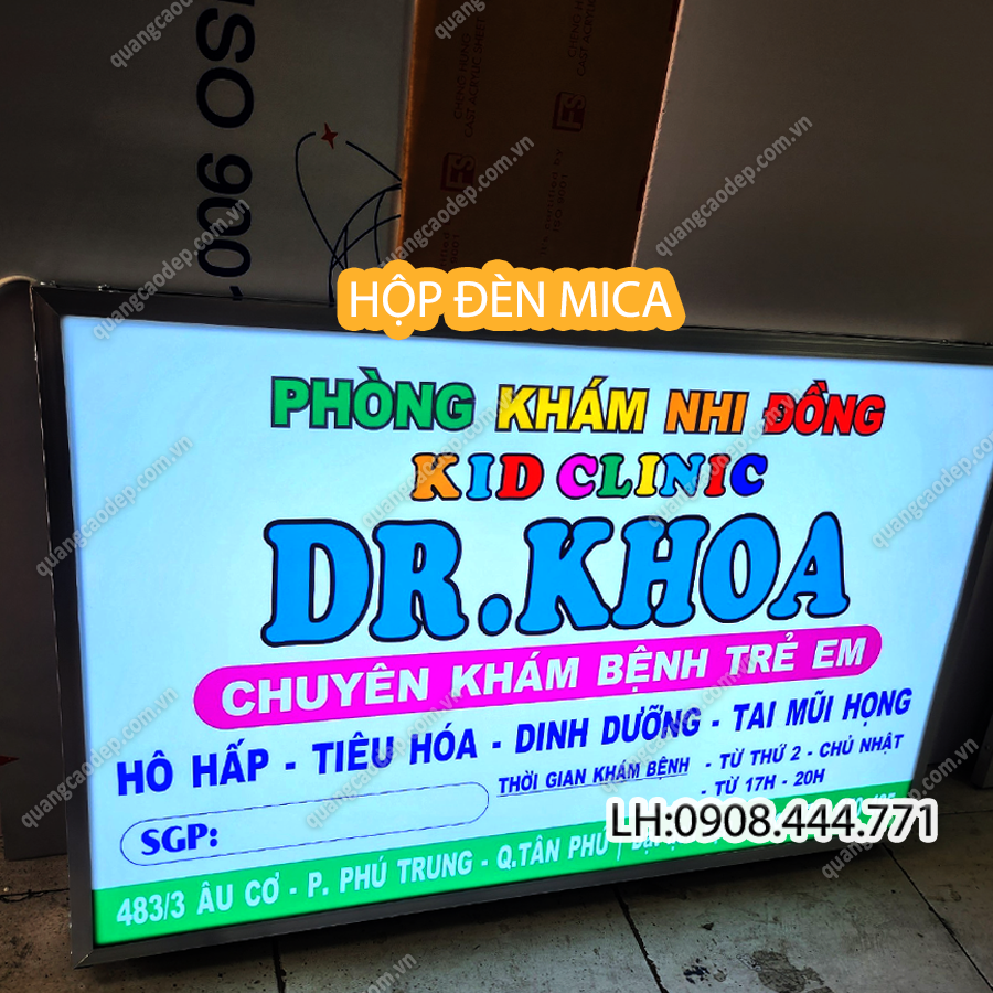 hộp-đèn-mica-in-uv-phòng-khám-nhi-1
